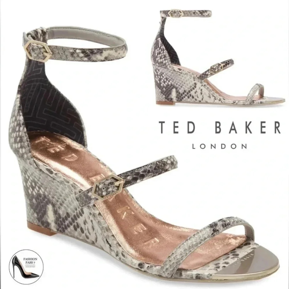 Ted Baker London Weliin Wedge Sandal in Natural Snake Print Size 7